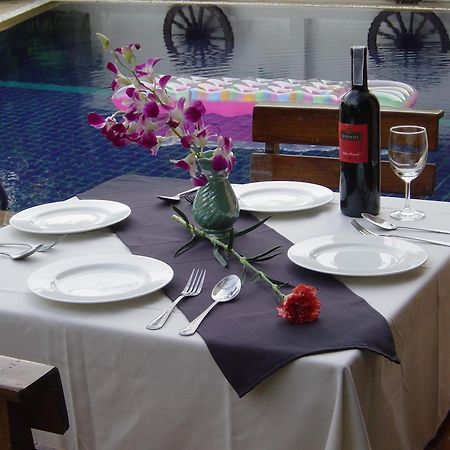 Karon Pool Hotel Exterior foto